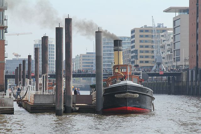 Hafenrundfahrt mit einem Dampfeisbrecher